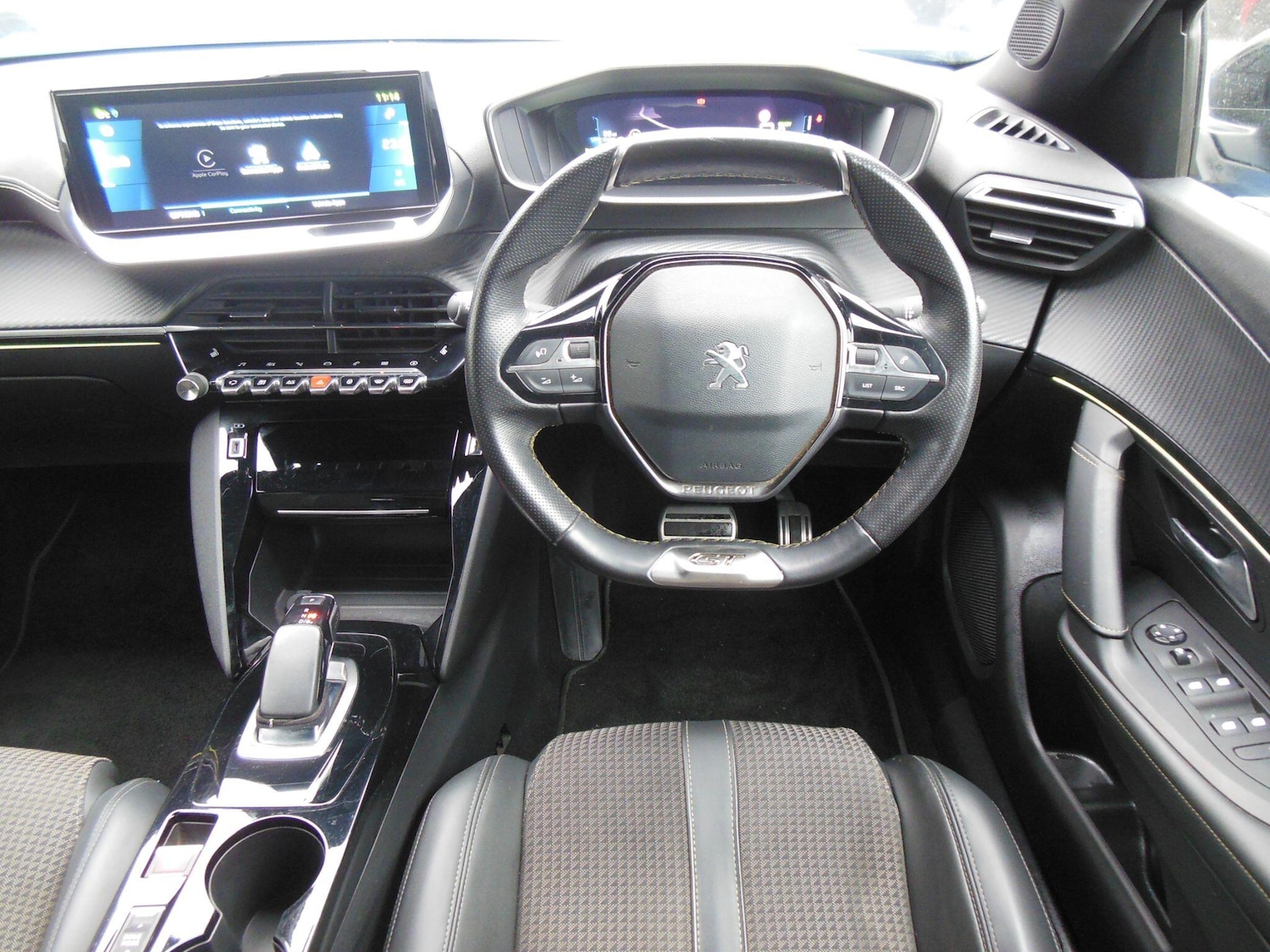 Used Peugeot E-2008 2021 for sale - 77166641: Photo 25