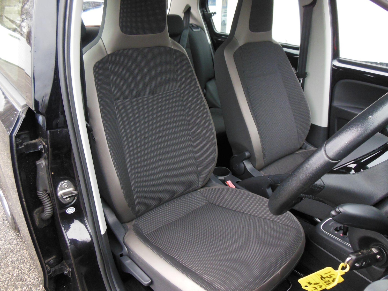 Used Volkswagen up! 2025 for sale - 77537188: Photo 15