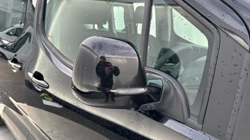 Used Vauxhall Combo Life Electric 2024 for sale - 77493484: Photo 38