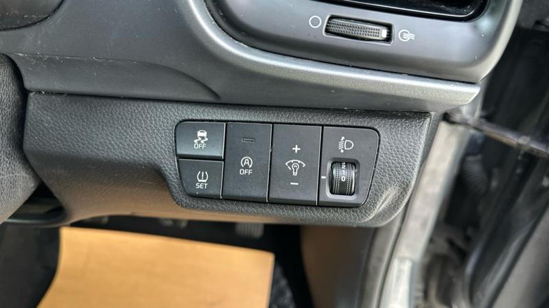 Used Kia Stonic 2022 for sale - 77592786: Photo 63