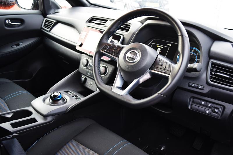 Used Nissan Leaf 2022 for sale - 77110113: Photo 2