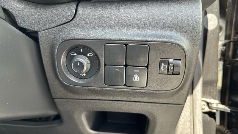 Vehicle 33