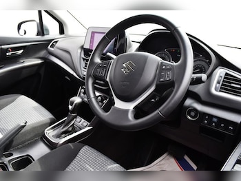 Used Suzuki SX4 S-Cross 2024 for sale - 79232537: Photo