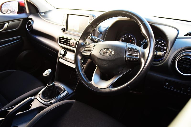 Used Hyundai KONA 2020 for sale - 76382357: Photo 2
