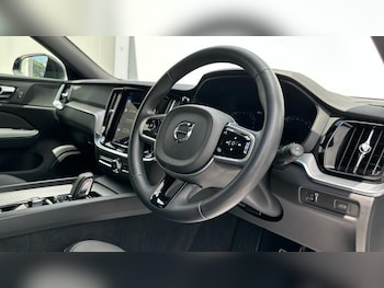 Used Volvo V60 2022 for sale - 78948102: Photo