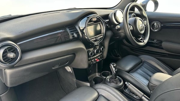 Used MINI Hatch 2019 for sale - 75314388: Photo 11
