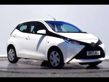2017 - 1.0 VVT-i x-play Hatchback 5dr Petrol Manual Euro 6 (68 ps) Manual