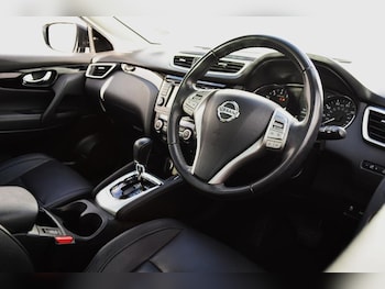 Used Nissan Qashqai 2016 for sale - 76415925: Photo