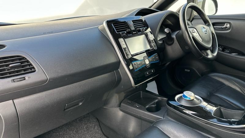Used Nissan Leaf 2015 for sale - 76557422: Photo 11