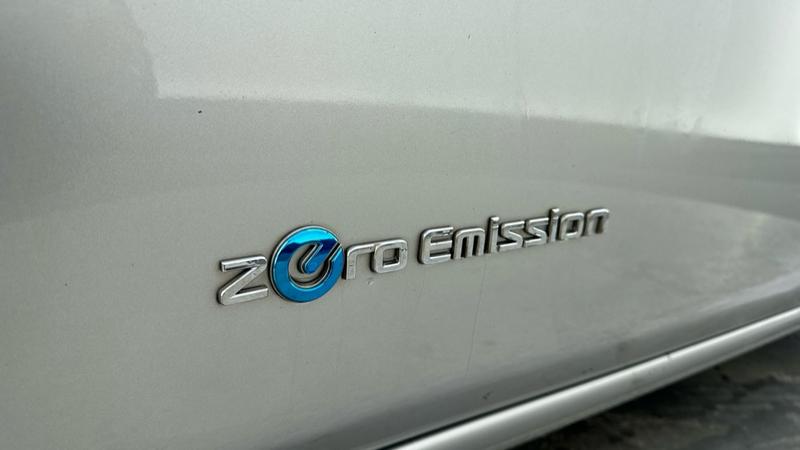 Used Nissan Leaf 2015 for sale - 76557422: Photo 24