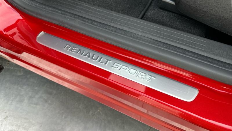 Used Renault Captur 2022 for sale - 76117502: Photo 29