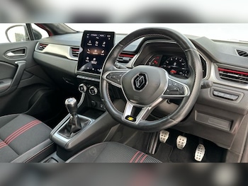 Used Renault Captur 2022 for sale - 76117502: Photo