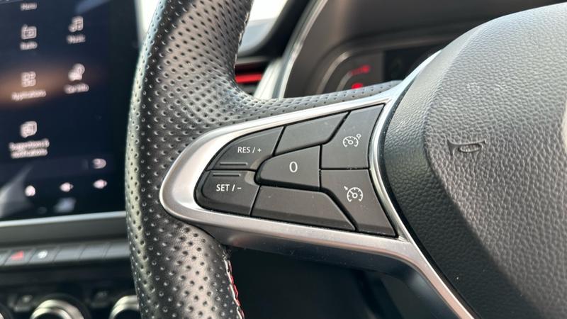 Used Renault Captur 2022 for sale - 76117502: Photo 46