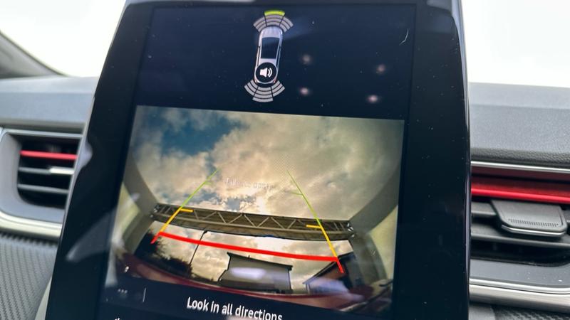 Used Renault Captur 2022 for sale - 76117502: Photo 51