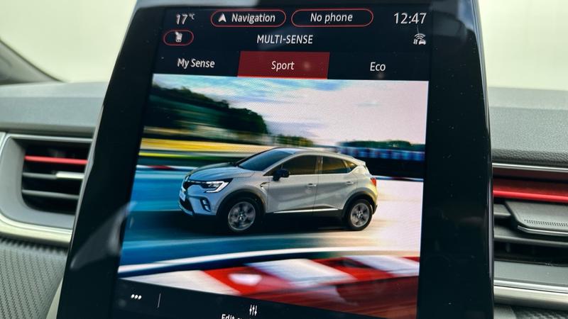 Used Renault Captur 2022 for sale - 76117502: Photo 61