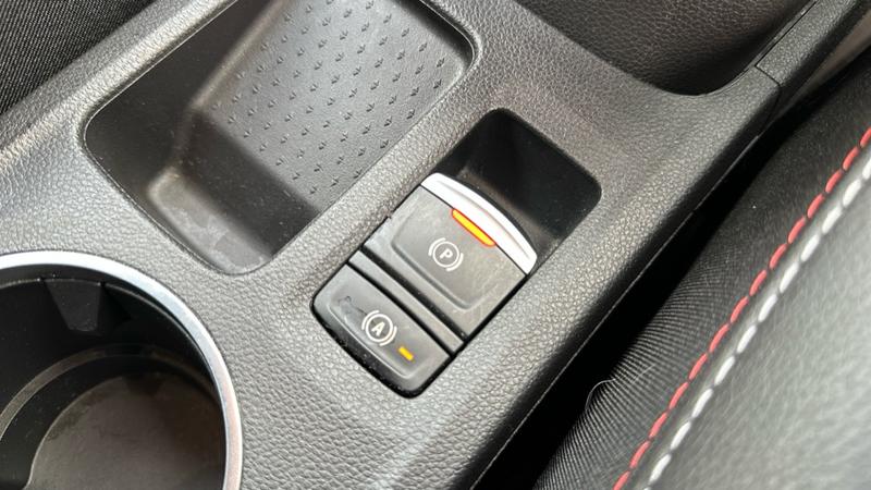 Used Renault Captur 2022 for sale - 76117502: Photo 65