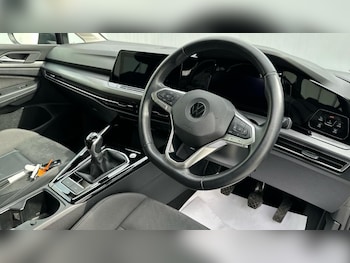 Used Volkswagen Golf 2023 for sale - 78950181: Photo