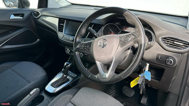Used Vauxhall Crossland 2022 for sale - 78087870: Photo 2