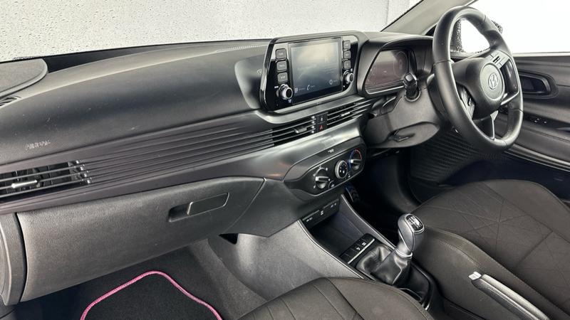 Used Hyundai BAYON 2022 for sale - 77106495: Photo 11