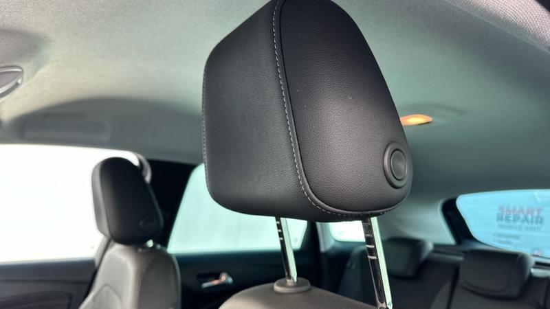 Used Vauxhall Crossland 2022 for sale - 76835563: Photo 31