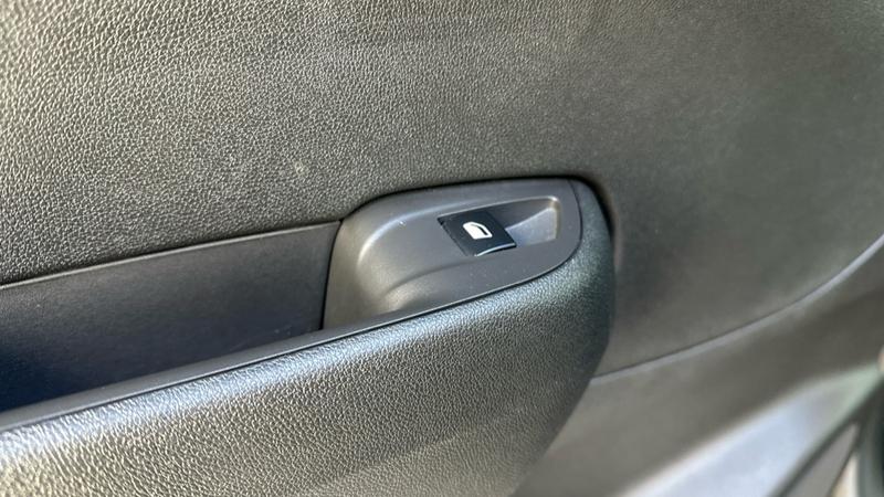 Used Vauxhall Crossland 2022 for sale - 76835563: Photo 35