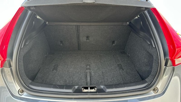 Used Volvo V40 2019 for sale - 75407038: Photo 15