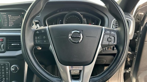 Used Volvo V40 2019 for sale - 75407038: Photo 35