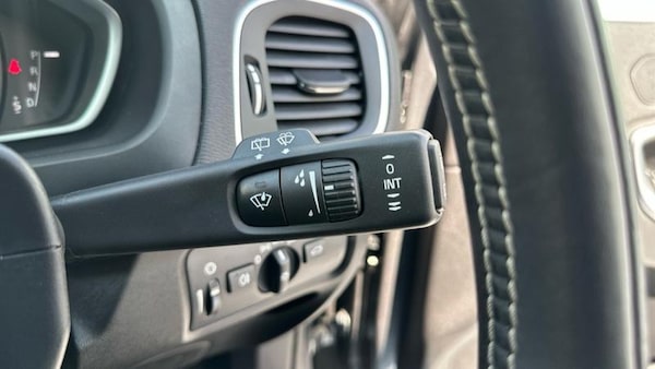 Used Volvo V40 2019 for sale - 75407038: Photo 36