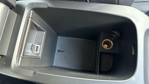 Used Volvo V40 2019 for sale - 75407038: Photo 54