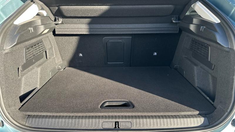 Used Citroen e-C4 2022 for sale - 76391381: Photo 15