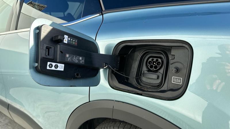 Used Citroen e-C4 2022 for sale - 76391381: Photo 21