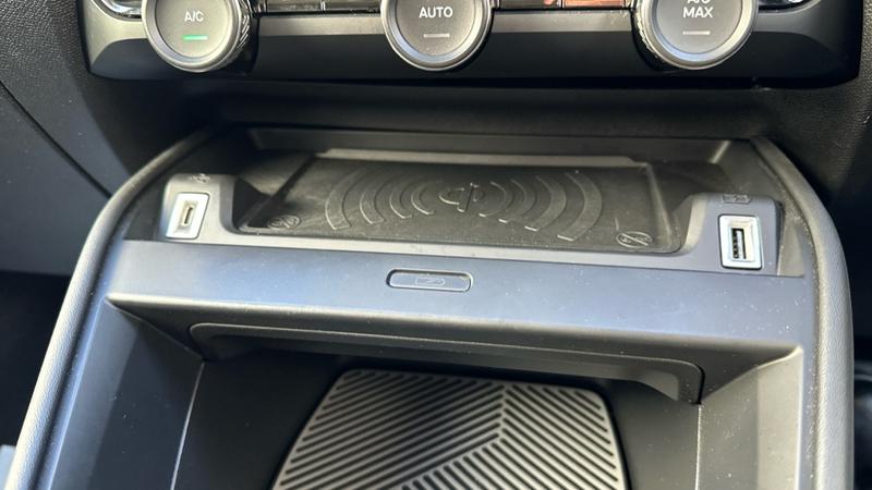 Used Citroen e-C4 2022 for sale - 76391381: Photo 56