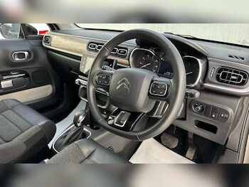 Used Citroen C3 2024 for sale - 77819608: Photo