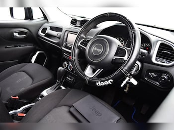 Used Jeep Renegade undefined for sale - 79021500: Photo