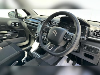 Used Citroen C3 2024 for sale - 79325770: Photo