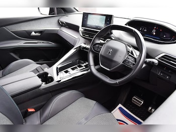 Used Peugeot 3008 2023 for sale - 79232541: Photo