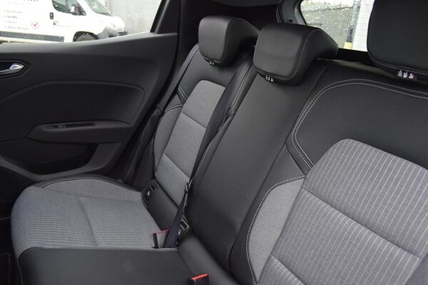 Used Renault Clio 2024 for sale - 76117555: Photo 16