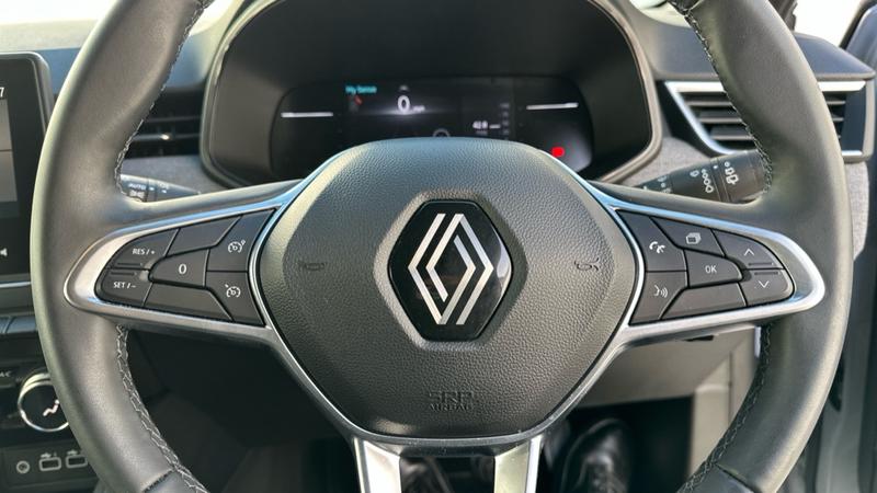 Used Renault Clio 2024 for sale - 76117555: Photo 46