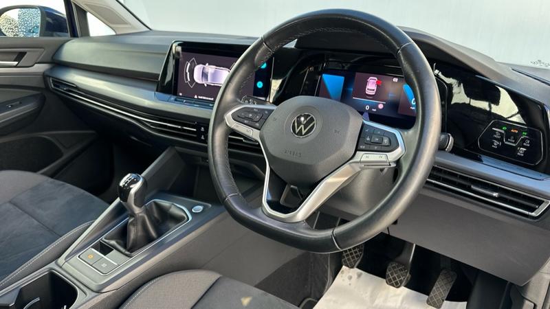 Used Volkswagen Golf 2020 for sale - 76389597: Photo 2