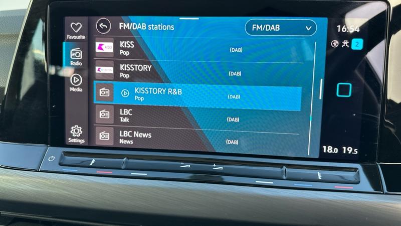 Used Volkswagen Golf 2020 for sale - 76389597: Photo 60