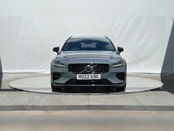 Used Volvo V60 2022 for sale - 79189589: Photo