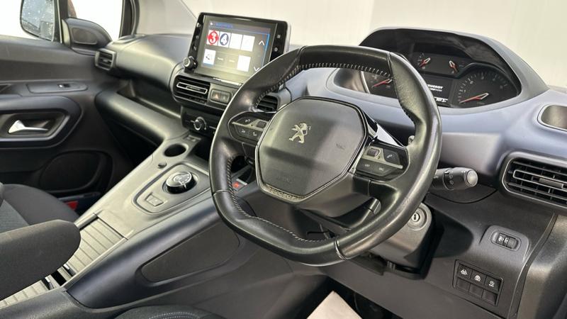 Used Peugeot Rifter 2019 for sale - 77332485: Photo 2