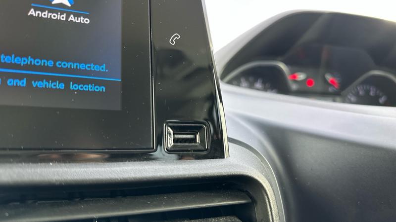 Used Peugeot Rifter 2019 for sale - 77332485: Photo 68