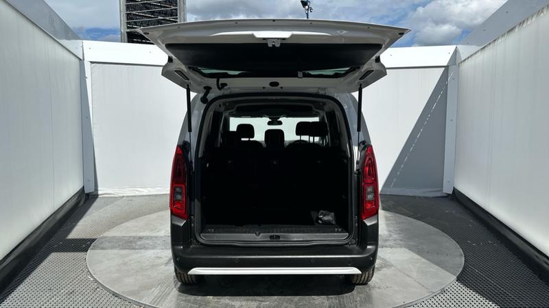 Vehicle 31
