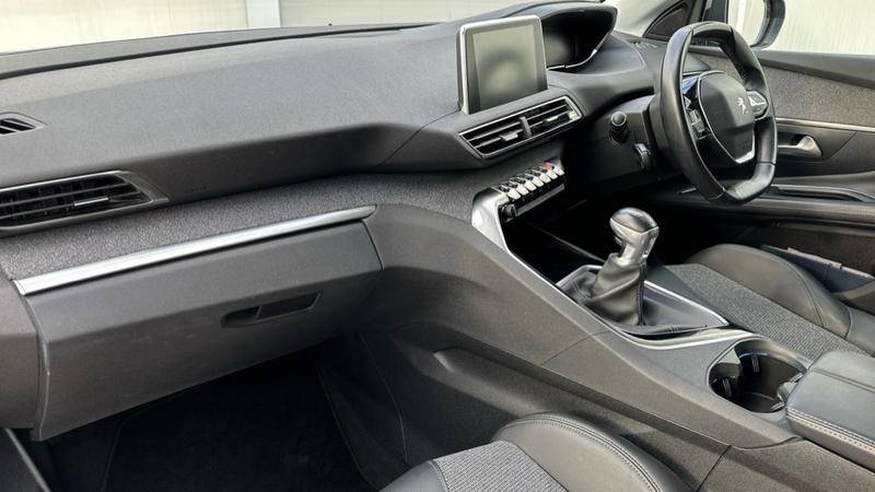 Used Peugeot 3008 2020 for sale - 77697528: Photo 12