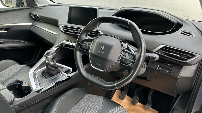 Used Peugeot 3008 2020 for sale - 77697528: Photo 2