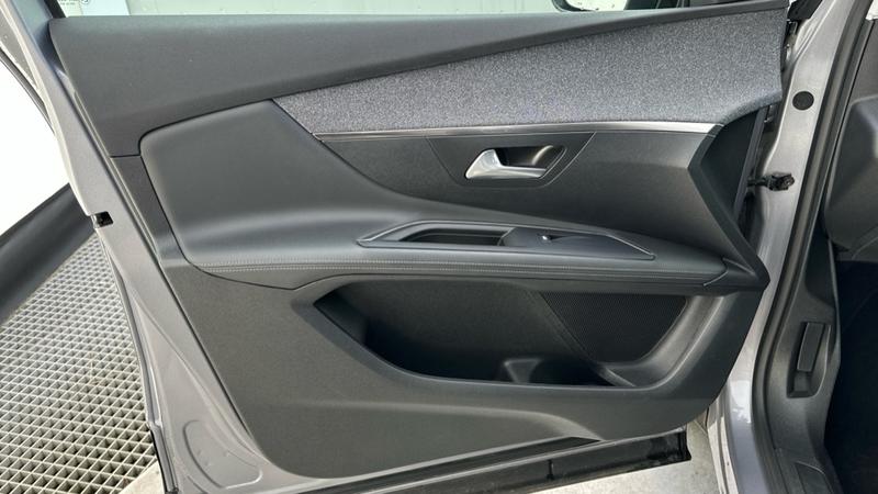 Used Peugeot 3008 2020 for sale - 77697528: Photo 46
