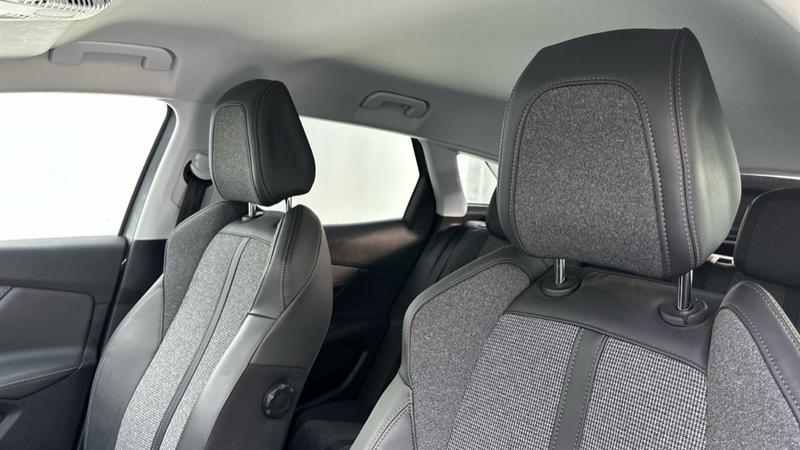 Used Peugeot 3008 2020 for sale - 77697528: Photo 49