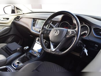 Used Vauxhall Grandland X 2019 for sale - 78270808: Photo
