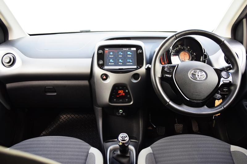 Used Toyota AYGO 2019 for sale - 76960975: Photo 18